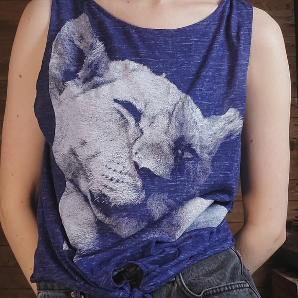 White Lion Blue Tie Tank Top - Picture 2 of 6